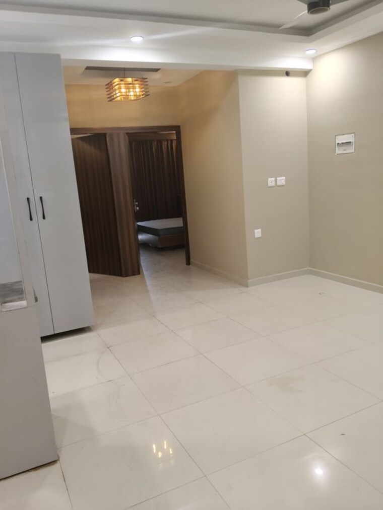 Room, pyramid-midtown 2 Bedroom 700 Sq.Ft. Apartment In Sector 59 Gurgaon 10461408