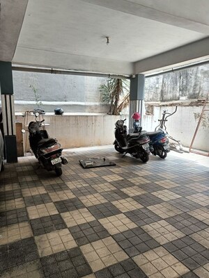 Parking in  Apartment at Monda Market – for Sale