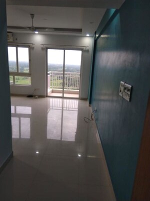 Room in 3 BHK Apartment at Elita Garden Vista, New Town – for Rent