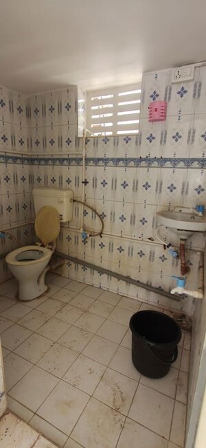 Bathroom in 3 BHK Villa at Paldi – for Rent