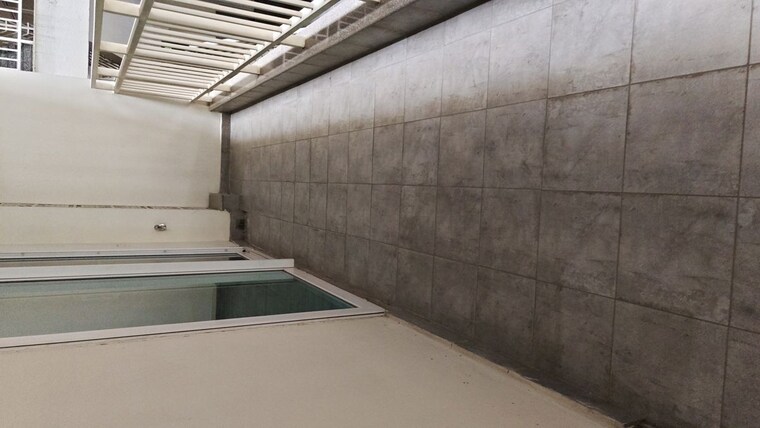 Balcony, wave-city 4 Bedroom 2380 Sq.Ft. Builder Floor In Wave City Ghaziabad 10461680