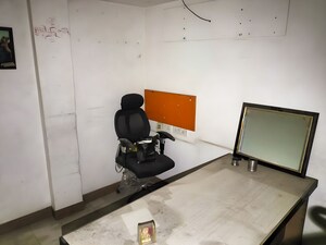   Shop at Laxmi Nagar – for Sale
