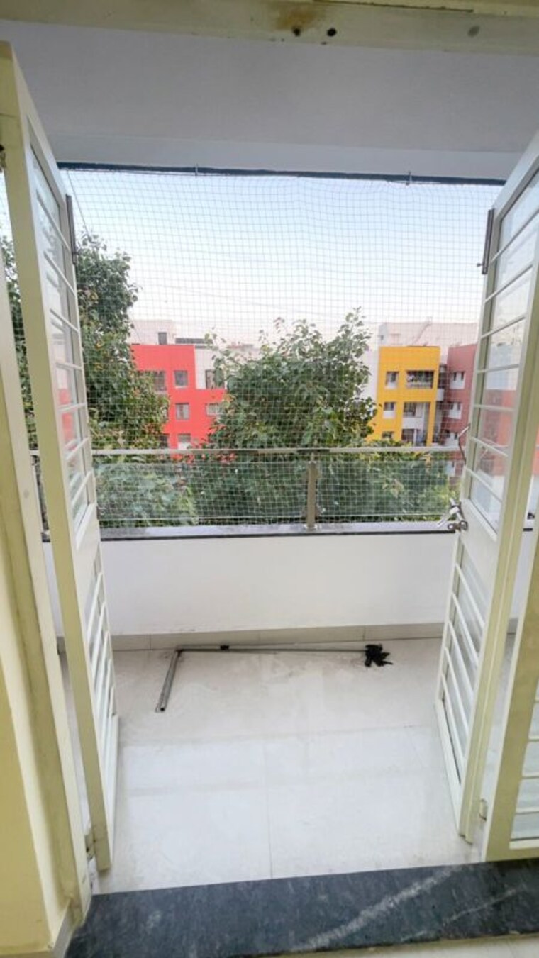 Balcony, taware colony 2 Bedroom 950 Sq.Ft. Apartment In Taware Colony Pune 10461960
