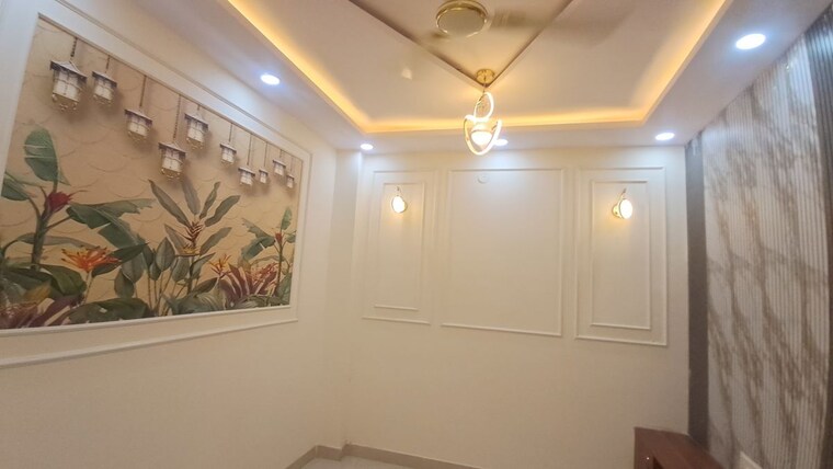 Living Room, razapur khurd 5 Bedroom 60 Sq.Yd. Independent House In Razapur Khurd Delhi 10461956