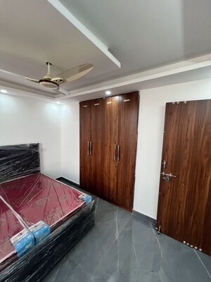 Bedroom in 1 BHK Apartment at Neb Sarai – for Rent