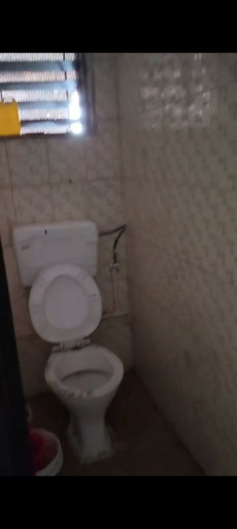 Bathroom, sion 2 Bedroom 600 Sq.Ft. Apartment In Sion Mumbai 10462017