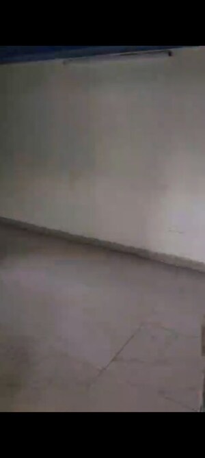 Swimming Pool in 2 BHK Apartment at Sion – for Rent