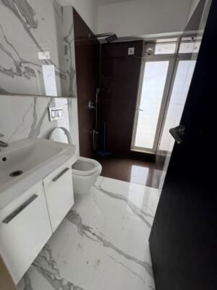 Master Bedroom, lokhandwala complex 5 Bedroom 8000 Sq.Ft. Villa In Lokhandwala Complex Mumbai 10462029