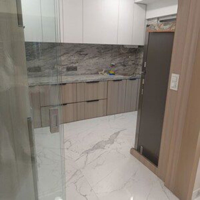 Bathroom, lokhandwala complex 5 Bedroom 8000 Sq.Ft. Villa In Lokhandwala Complex Mumbai 10462029