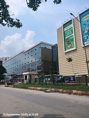  Office Space – Exterior View View at Mahesh Crescent Mall and Heights, Amar Shaheed Path - for Rent