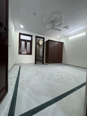 Bedroom in 1 BHK Builder Floor at Chattarpur – for Rent