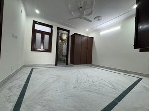 Room in 1 BHK Builder Floor at Chattarpur – for Rent