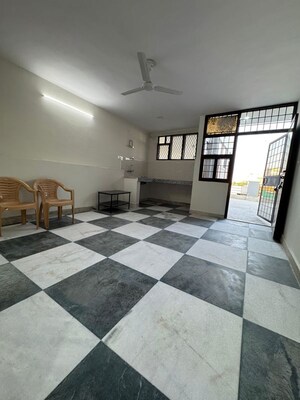 Parking in 1 BHK Builder Floor at Chattarpur – for Rent