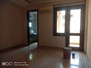 Room in 3 BHK Builder Floor at Greater Kailash I – for Rent