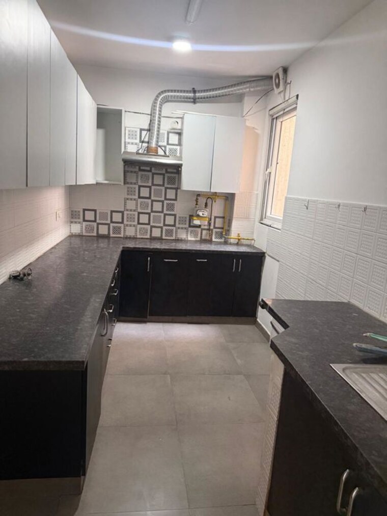 Kitchen, saket 3 Bedroom 200 Sq.Yd. Builder Floor In Saket Delhi 10462078