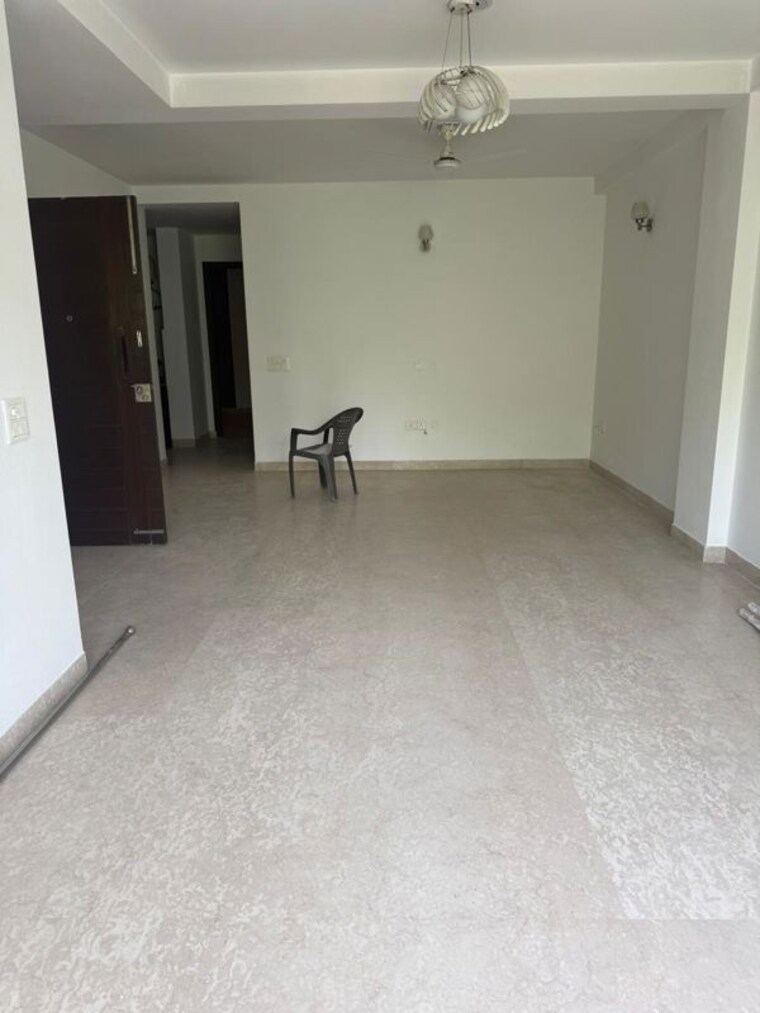 Room, saket 3 Bedroom 200 Sq.Yd. Builder Floor In Saket Delhi 10462078