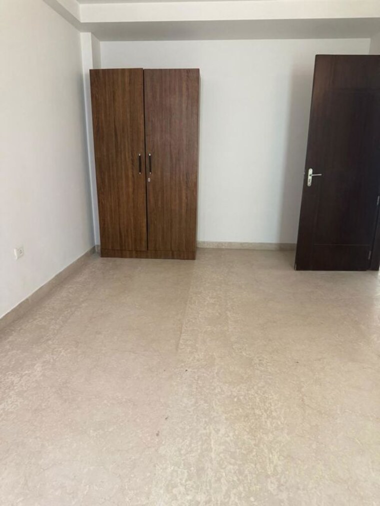 Room, saket 3 Bedroom 200 Sq.Yd. Builder Floor In Saket Delhi 10462078