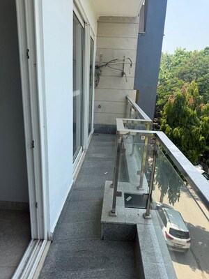 Balcony in 3 BHK Builder Floor at Saket – for Rent