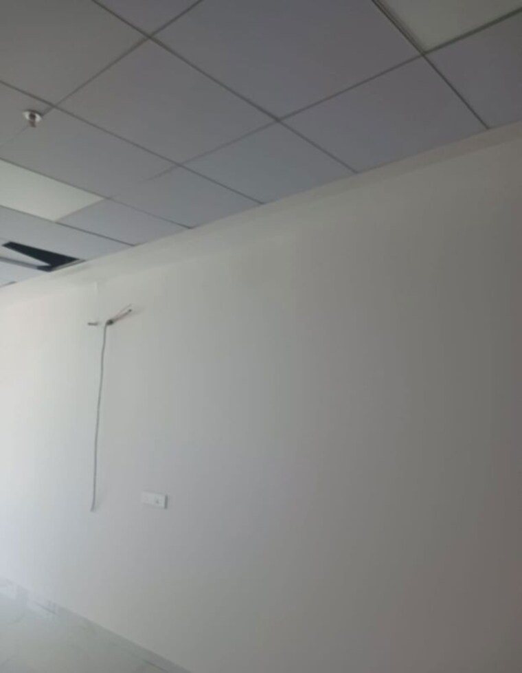 Room, marathon-millennium Commercial Office Space 350 Sq.Ft. In Mulund West Mumbai 10462079