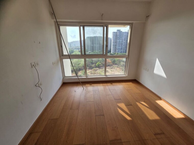 Room, chandak-treesourus 1.5 Bedroom 500 Sq.Ft. Apartment In Malad West Mumbai 10462084