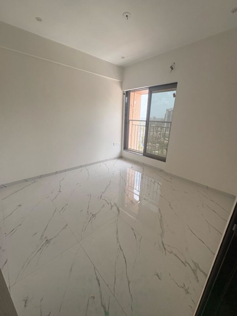 Room, hum-solaris 2 Bedroom 635 Sq.Ft. Apartment In Kandivali West Mumbai 10462080