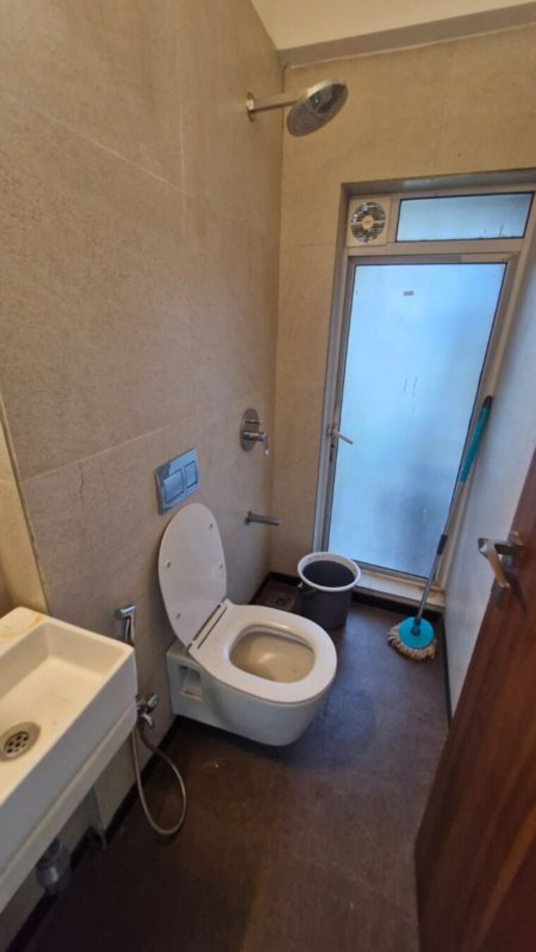 Bathroom, siddha-sky-phase-2 2 Bedroom 808 Sq.Ft. Apartment In Wadala Mumbai 10462088