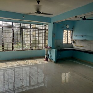 Living Room in 3 BHK Apartment at Namkum – for Rent
