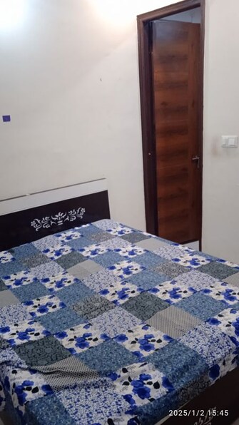 1 Rk  425 Sq.Ft. Builder Floor in Minarch Tower