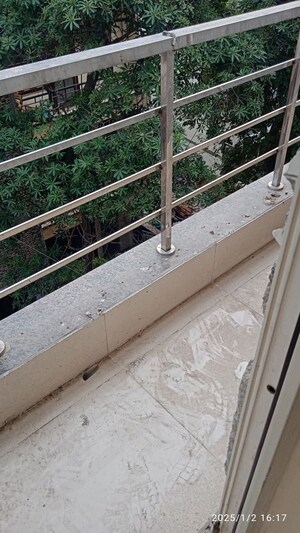 Balcony in 1 RK Builder Floor at Minarch Tower, Sector 44 – for Rent