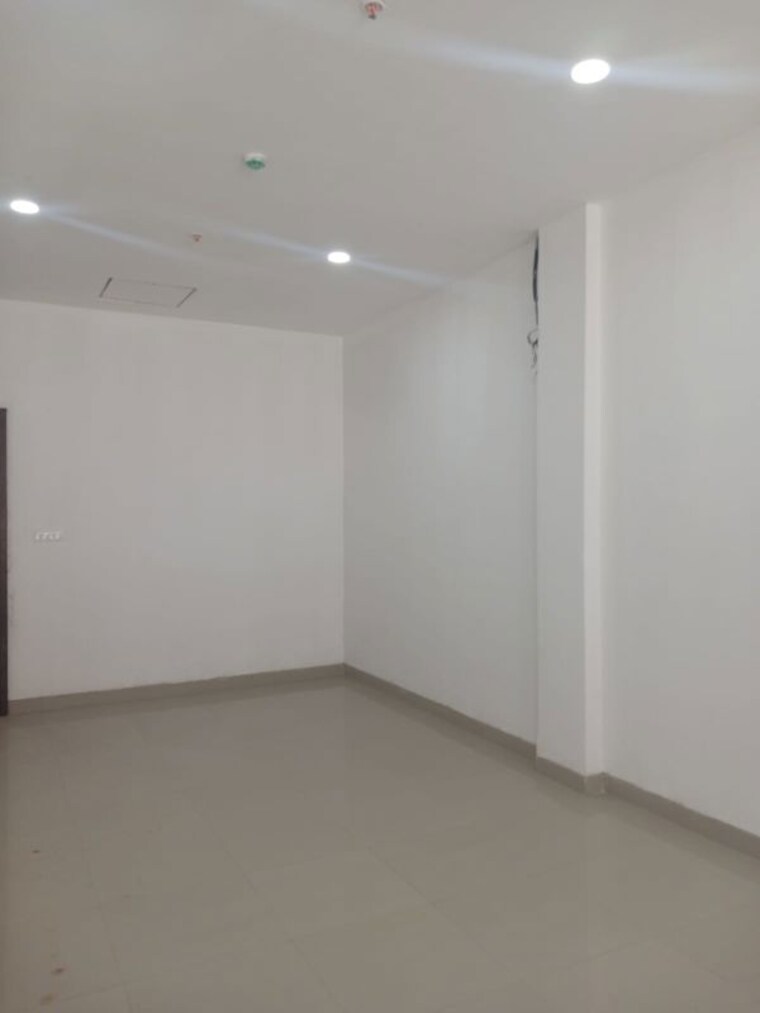Room, neptune-eastern-business-district Commercial Office Space 490 Sq.Ft. In Bhandup West Mumbai 10462125