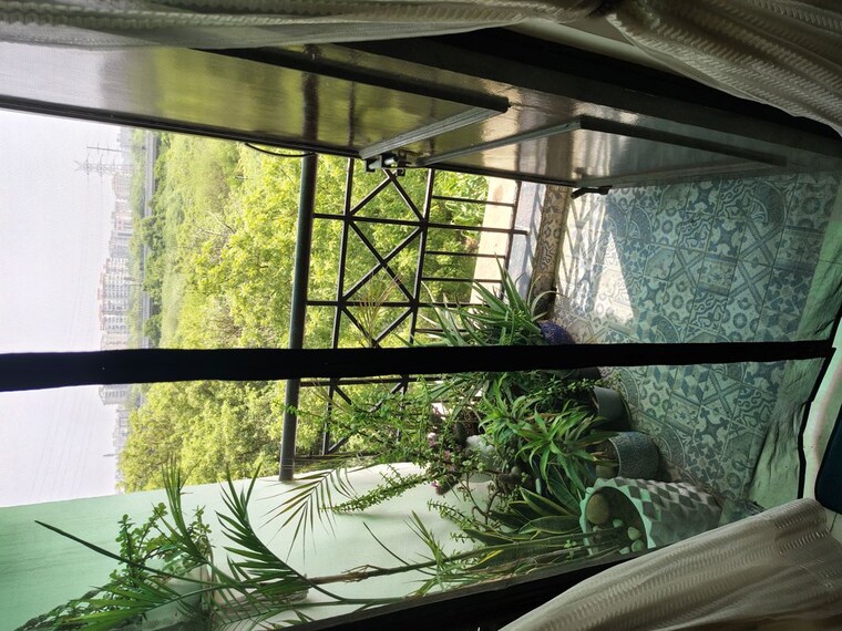 Balcony, jawahar nagar 1 Bedroom 450 Sq.Ft. Apartment In Jawahar Nagar Delhi 10462133