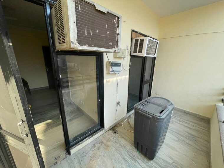 Team Area, sector 10a 2 Bedroom 105 Sq.Yd. Builder Floor In Sector 10a Gurgaon 10462136