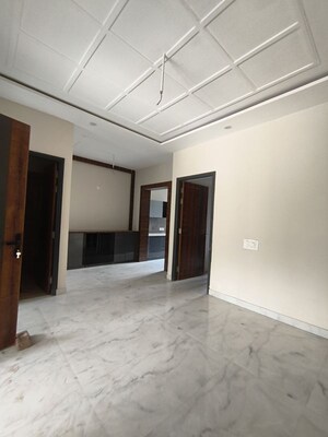 Room in 4 BHK Villa at Vision Homes Ghazipur, Ghazipur – for Sale