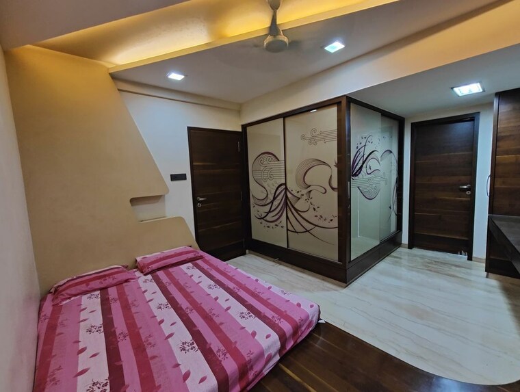 Master Bedroom, lokhandwala complex 4 Bedroom 1800 Sq.Ft. Penthouse In Lokhandwala Complex Mumbai 10462141