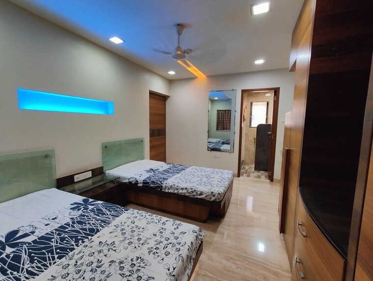 Living Room, lokhandwala complex 4 Bedroom 1800 Sq.Ft. Penthouse In Lokhandwala Complex Mumbai 10462141