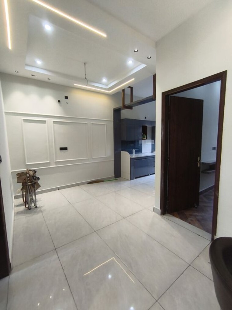 Kitchen, alaknanda-maxxus-eden-estate 4 Bedroom 123 Sq.Yd. Villa In Ghazipur Zirakpur 10462144