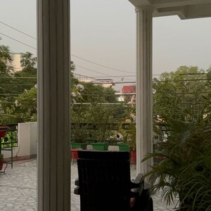 2 BHK Independent House – Garden View at Gomti Nagar - for Rent