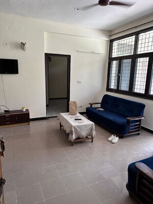 Living Room in 3 BHK Builder Floor at Sushant Lok ii – for Rent