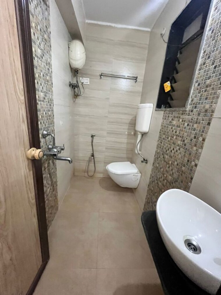 Bathroom, vaibhavlaxmi-peak-25 1 Bedroom 420 Sq.Ft. Apartment In Vikhroli East Mumbai 10462151