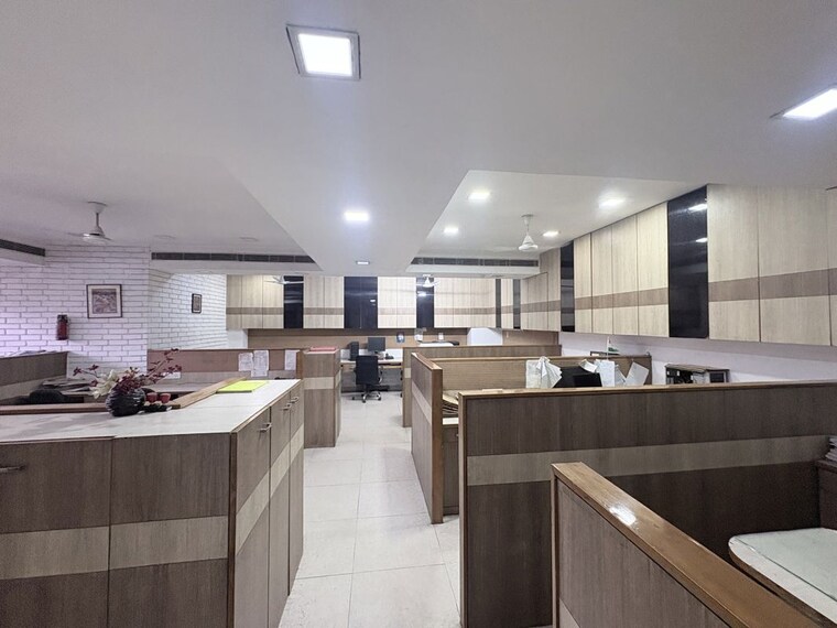 Kitchen, netaji subhash place Commercial Office Space 2500 Sq.Ft. In Netaji Subhash Place Delhi 10462153