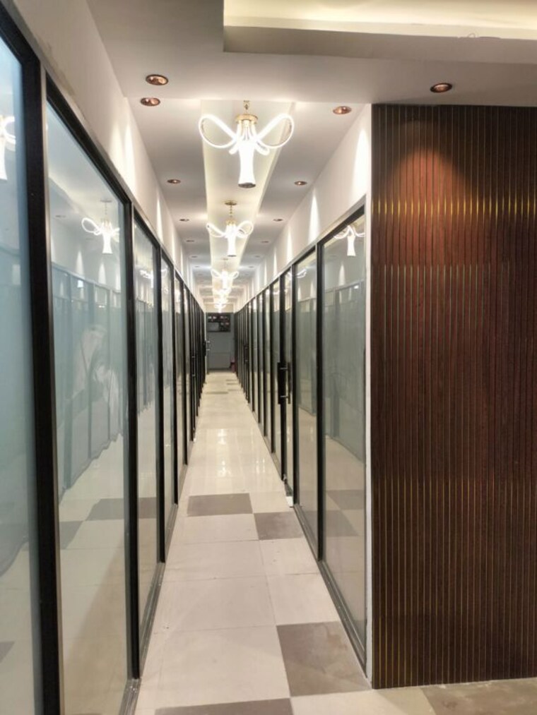undefined, sector 2 Commercial Office Space 1000 Sq.Ft. In Sector 2 Noida 10462170