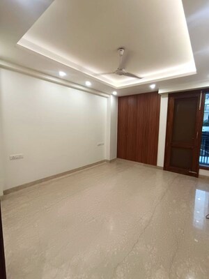 Master Bedroom in 3 BHK Builder Floor at Greater Kailash I – for Rent