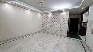 Room in 3.5 BHK Apartment at Conscient Heritage Max, Sector 102 – for Rent