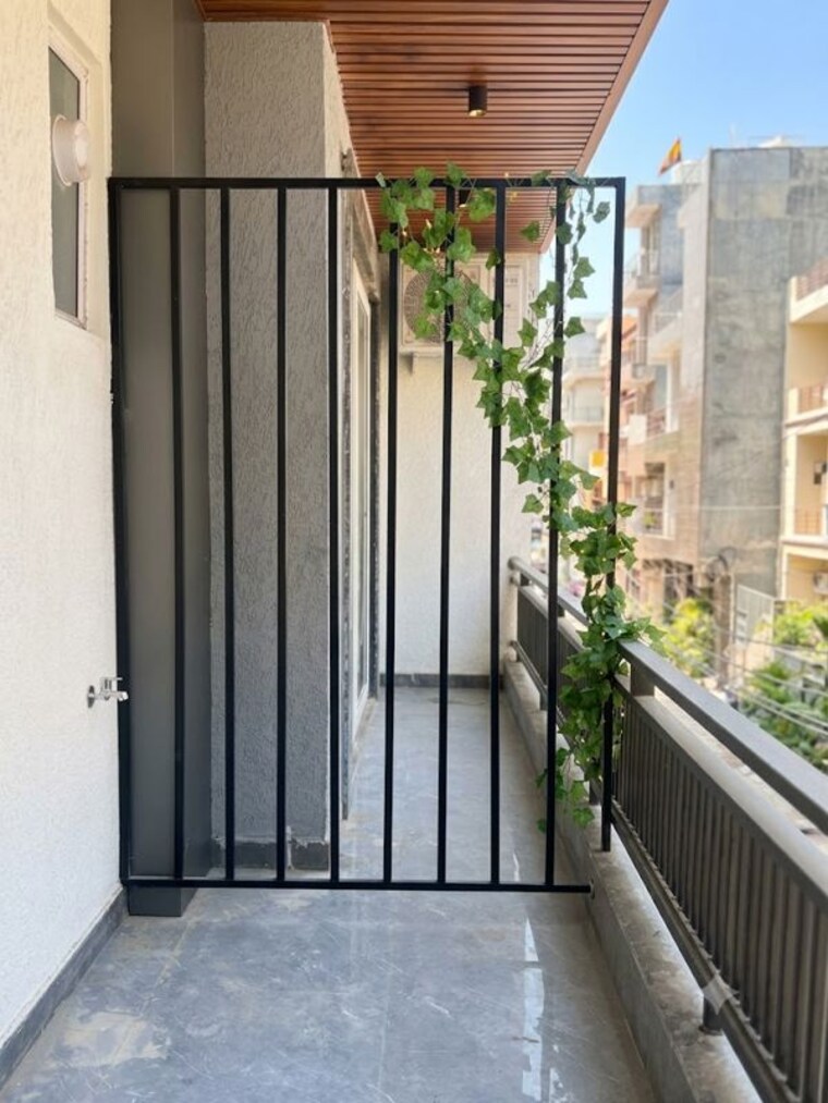 Balcony, ansal-api-happy-homes 1 Bedroom 985 Sq.Ft. Apartment In Sector 42 Gurgaon 10462214