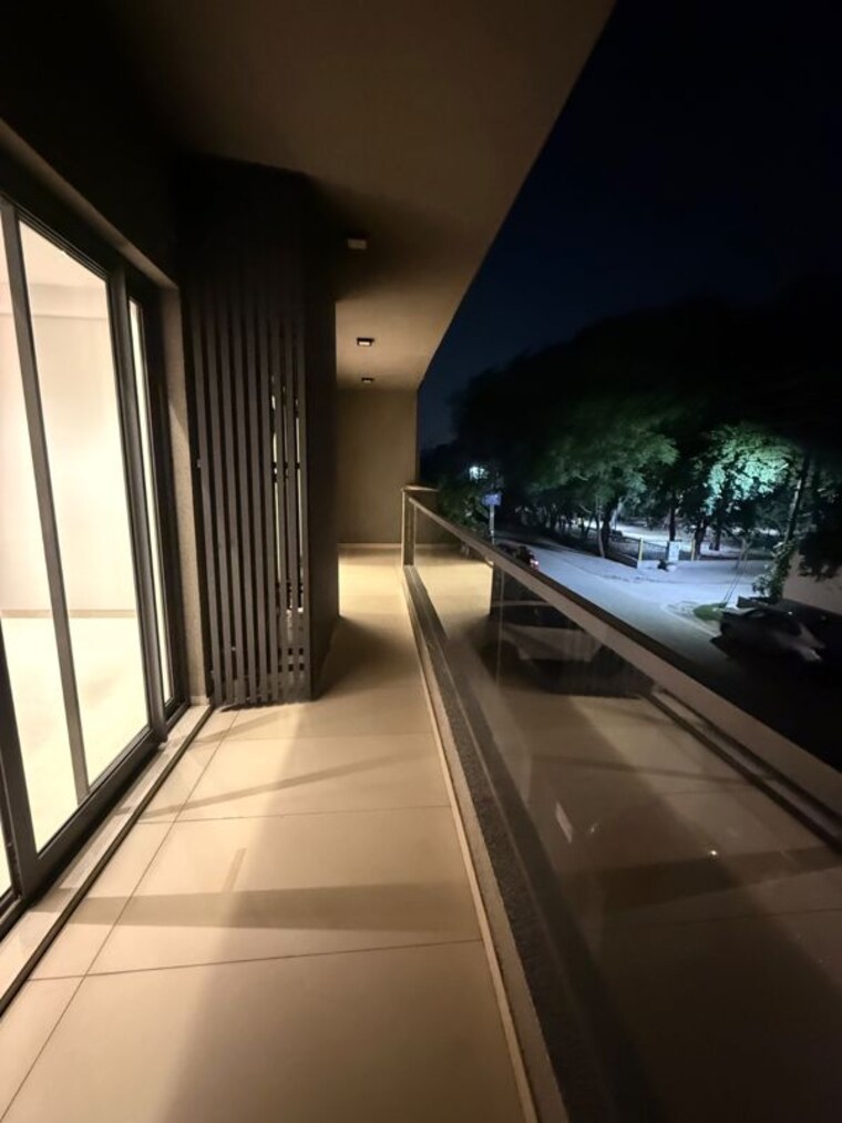 Balcony, sector 23 4 Bedroom 3200 Sq.Ft. Builder Floor In Sector 23 Gurgaon 10462220