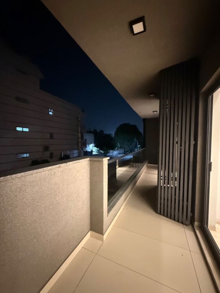 Balcony, sector 23 4 Bedroom 3200 Sq.Ft. Builder Floor In Sector 23 Gurgaon 10462220