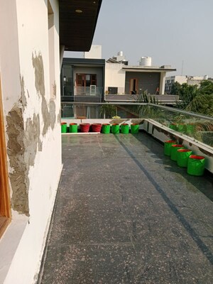 Balcony in 1.5 BHK Builder Floor at Ansals Sushant City – for Rent