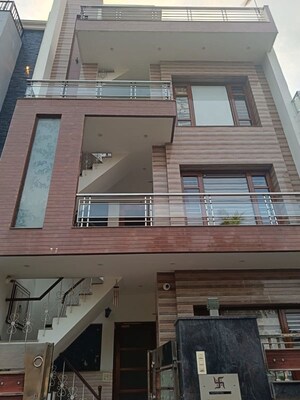 2 BHK Independent House For Rent in Aerocity