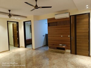 3 BHK Builder Floor For Rent in Medi City