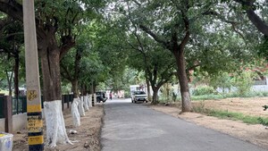 Parking in 6+ BHK Independent House at Palam Vihar – for Sale